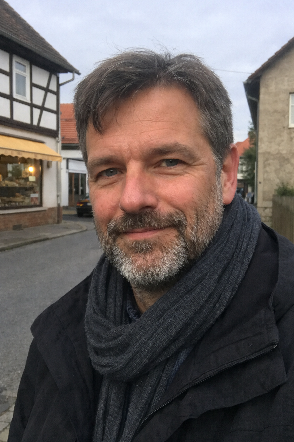 0c5e18e1 da8b 4a8e 8184 e1a3a2bd9069